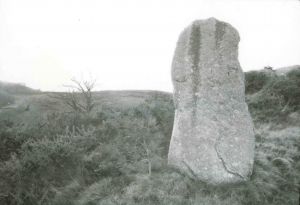 Menhir d'Hacadour, Mellionnec