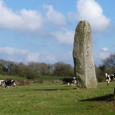 Menhir de Goresto, Canihuel