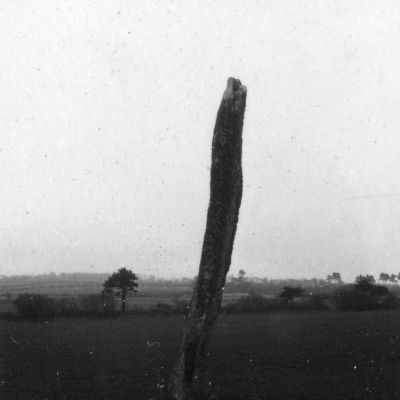 Menhir de Kerbiguet Lann