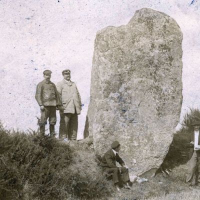 Menhir de Kerelcun