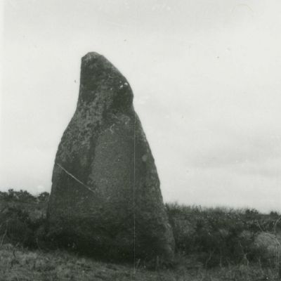 Menhir de Follezou-Braz