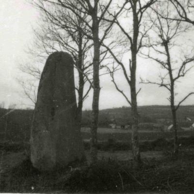  Menhir du Rossil