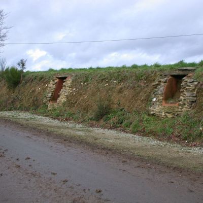 Aqueduc, Vue en coupe des 2 canalisations. Cliche A. Provost