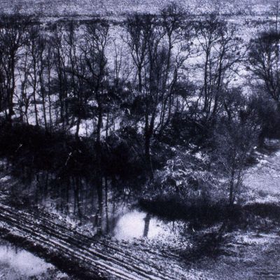 Langonnet, Kermain. Vue aérienne de la motte sous la neige. Cliché Drac sra