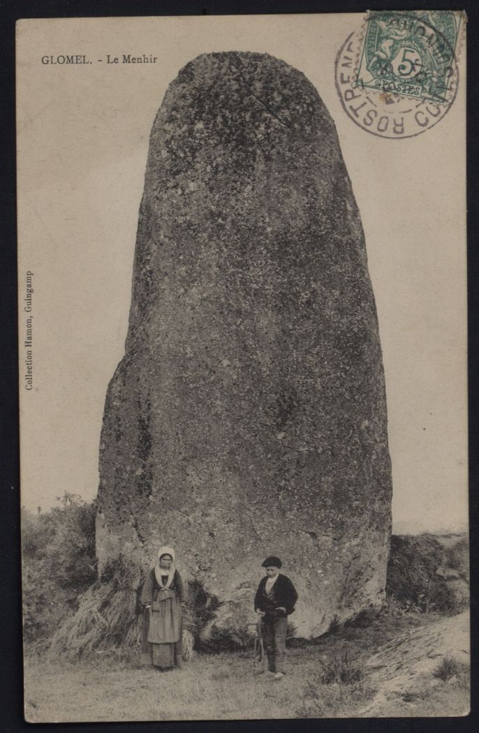 Menhir de Glomel, Archives Départementales des Côtes d'Armor, 16 Fi 1394 Menhir de Glomel